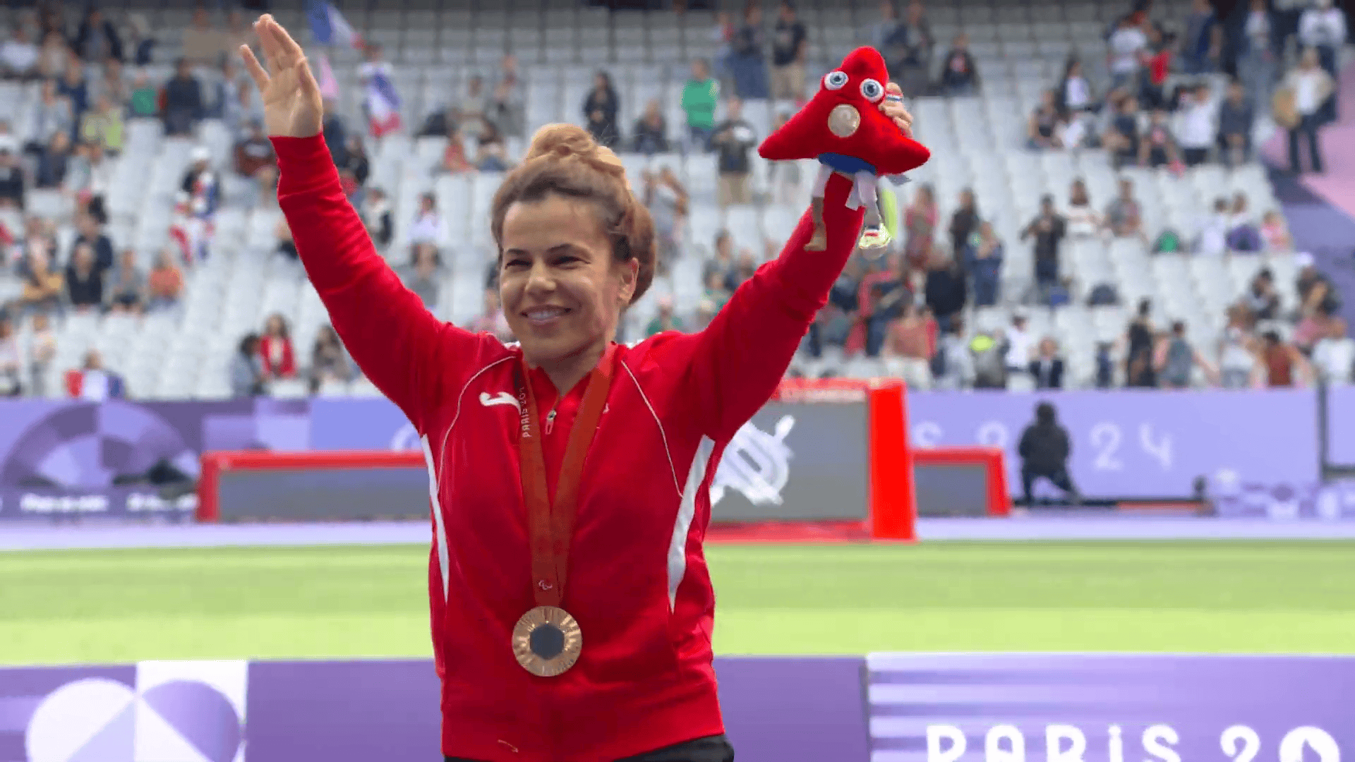 Raoua Tlili remporte son 8ème titre paralympique !